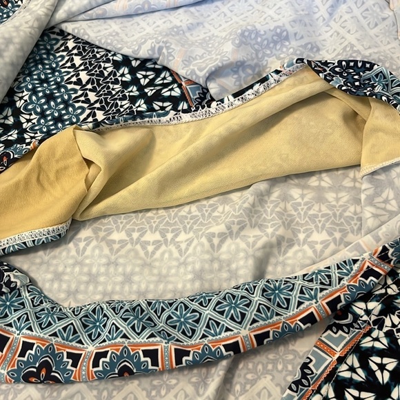 Swimsuits for all Crest Tie Front Underwire Swimdress - Picture 13 of 14